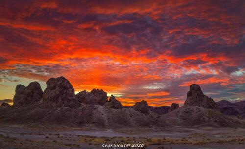 Pinnacles-Sunset-Trona